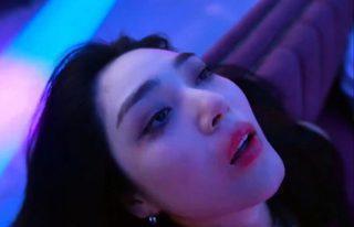 韩国美女太骚了，男人玩的口吐白沫！在线观看