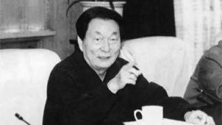 《朱镕基同志遗体18日火化》影视推荐